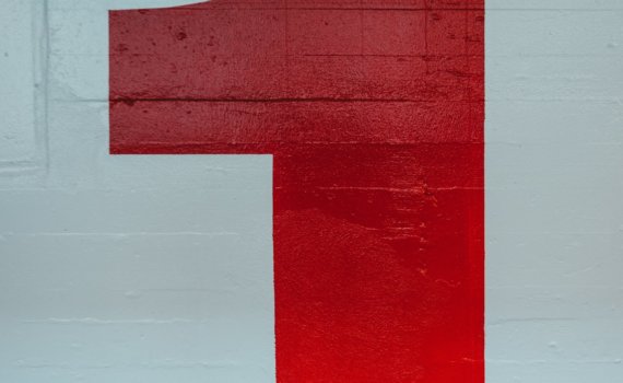 red 1 signag
