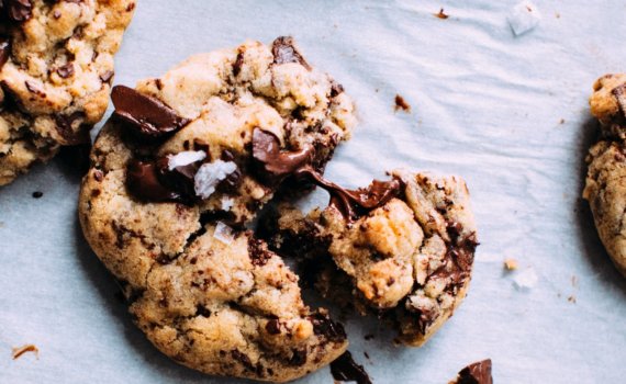 close-up photo of baked cookies
